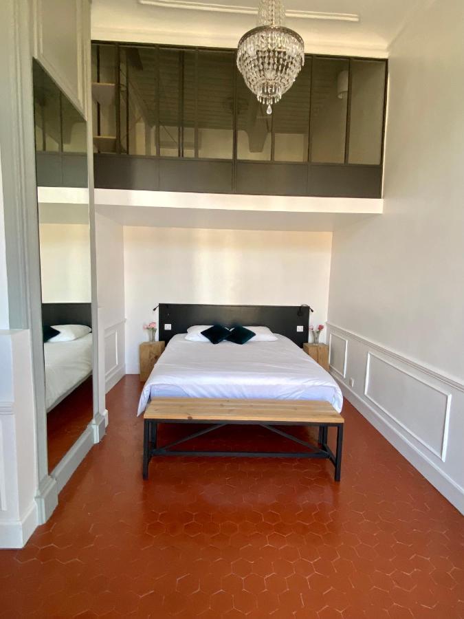 Les Suites Du Cours & Spa Aix-en-Provence Exteriör bild