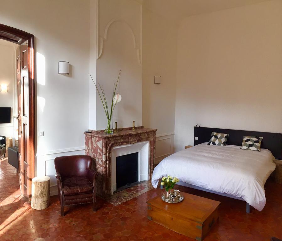 Les Suites Du Cours & Spa Aix-en-Provence Exteriör bild